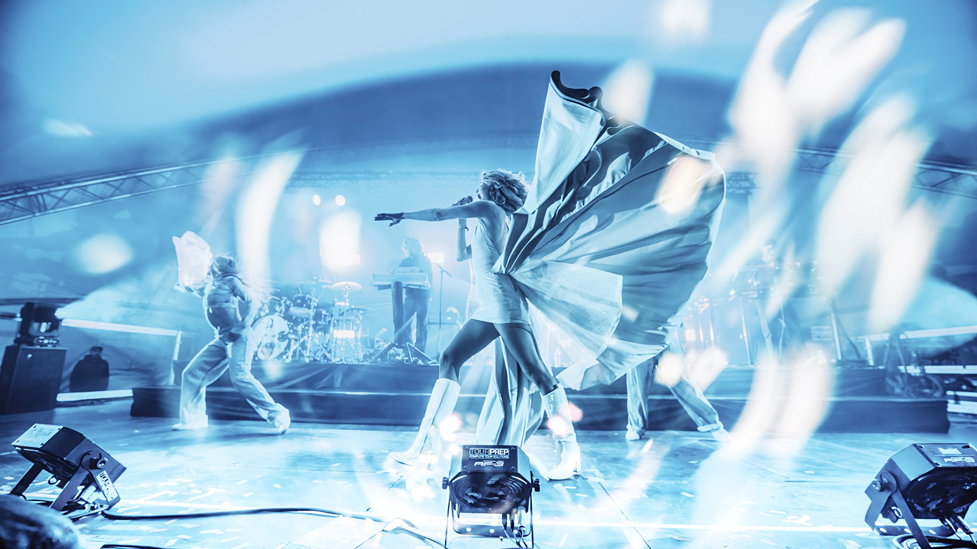 Header07